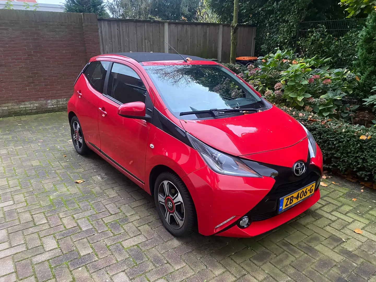 Toyota Aygo Aygo 1.0 VVT-i x-cite Rouge - 2