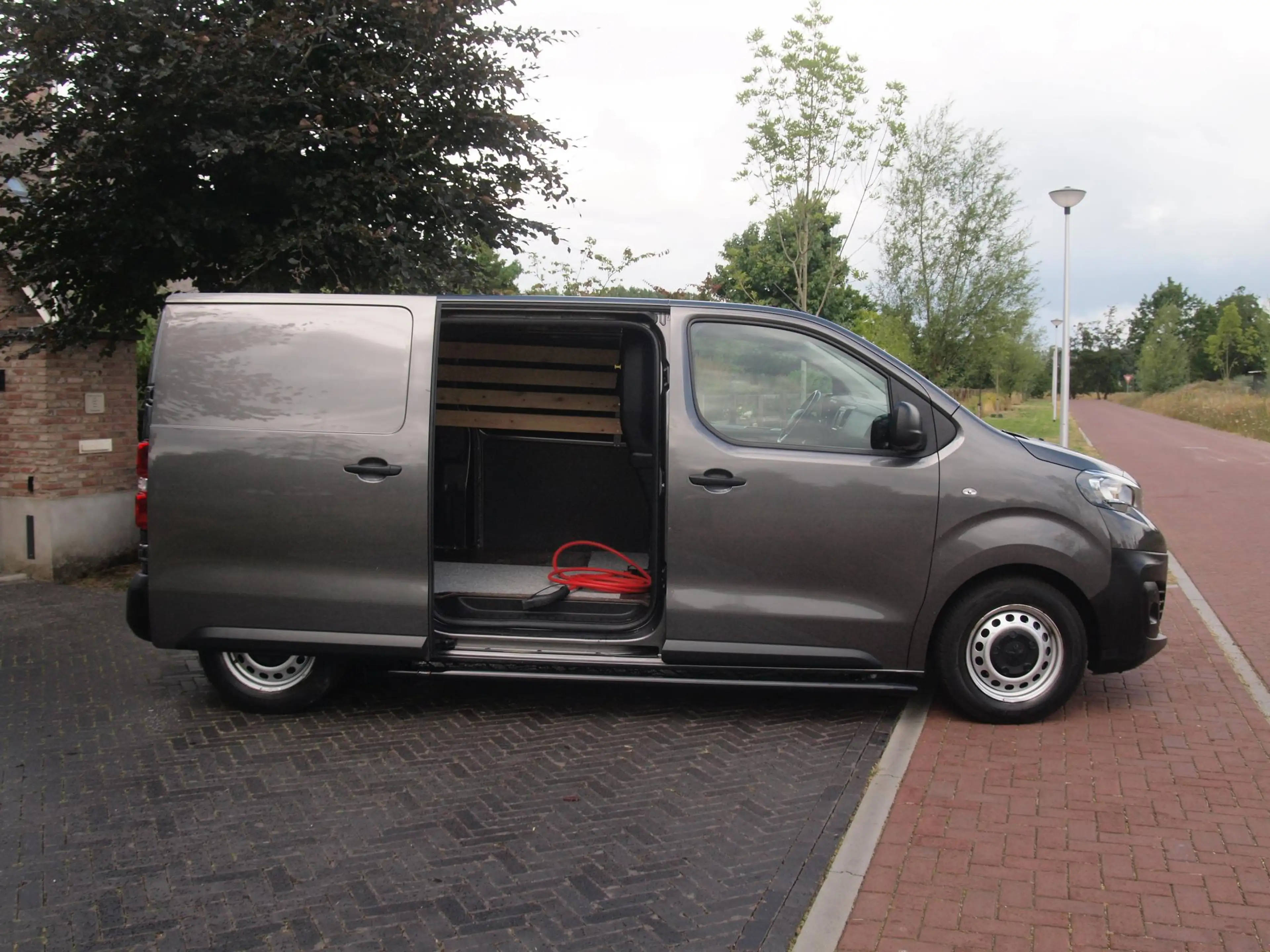 Peugeot e-Expert Standard Premium 75 kWh | Side bars | Apple Carpla — photo 12