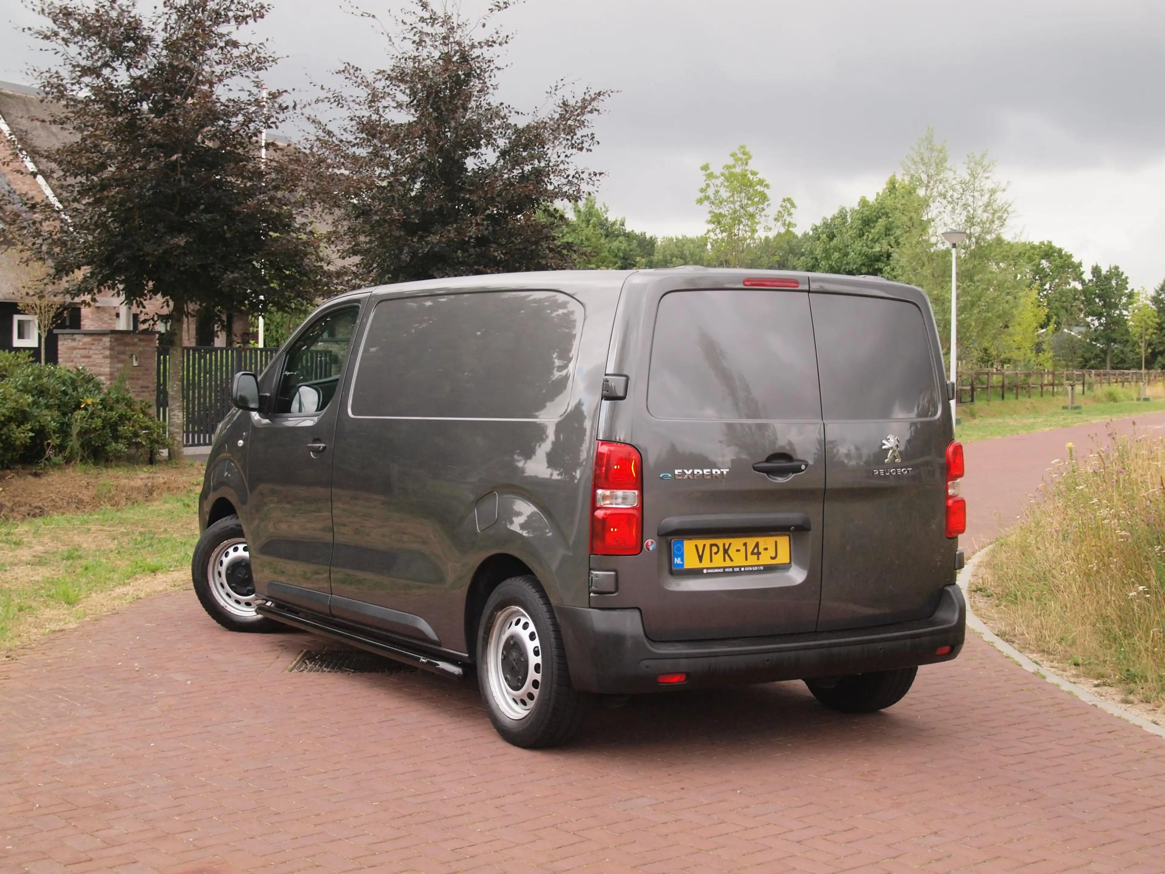 Peugeot e-Expert Standard Premium 75 kWh | Side bars | Apple Carpla — photo 2