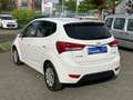 Hyundai iX20 Trend White - thumbnail 4
