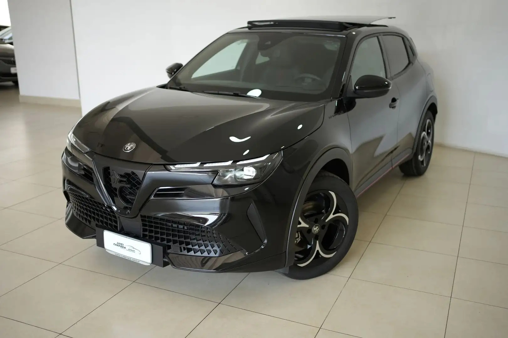 Alfa Romeo Junior 1.2 136 CV Hybrid eDCT6 Speciale *TettoApribile* Nero - 1