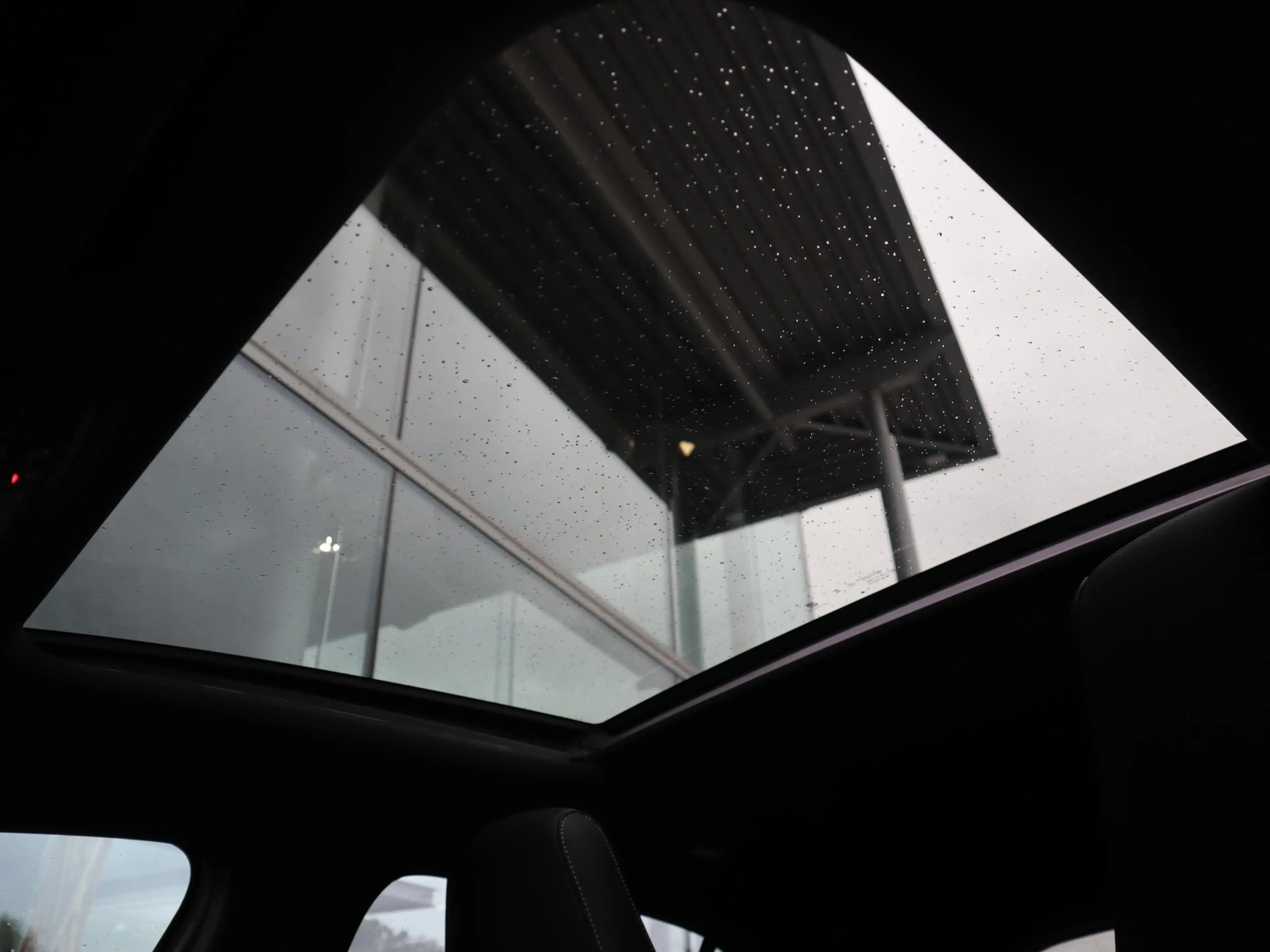 Mercedes-Benz A 250 e 140 Year Edition — photo 11