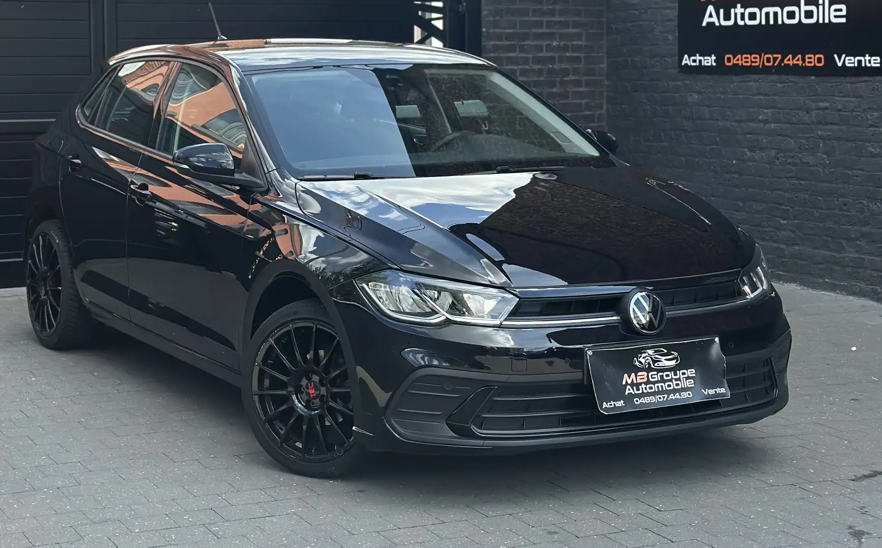 Volkswagen Polo 1.0 TSI R-Line OPF / Cockpit / AIRCO / FULL Zwart - 2