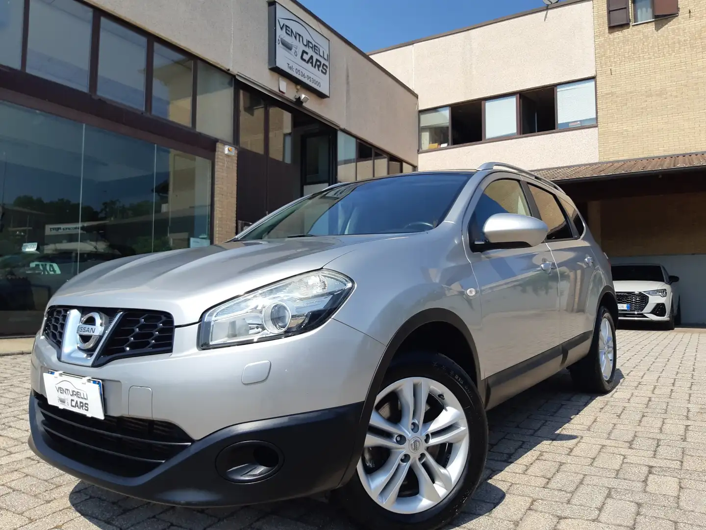 Nissan Qashqai Qashqai +2 Qashqai+2 2.0 dci N-Tec 4x4 dpf UNICOP. Argento - 1
