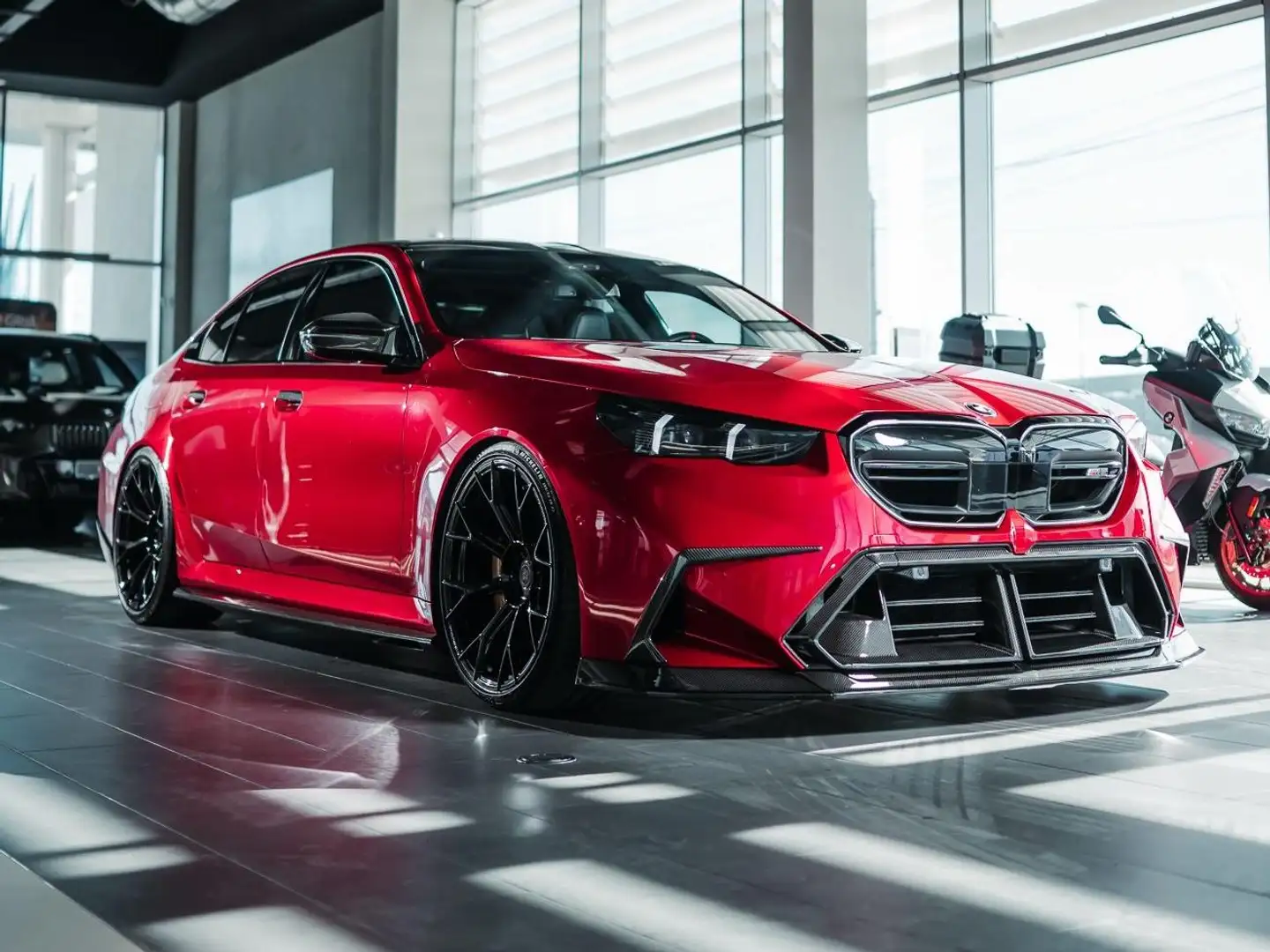 BMW M5 Basis Schwarz - 1