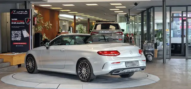 Mercedes-Benz C-Class view 8