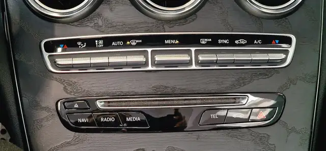 Mercedes-Benz C-Class view 16