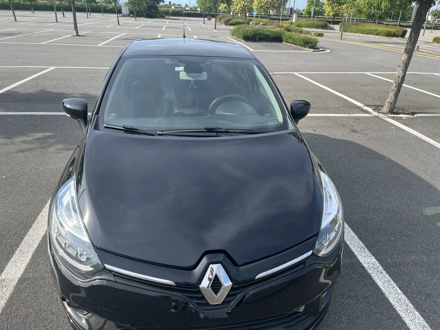 Renault Clio 1.5 dci Moschino Zen 90cv - 2