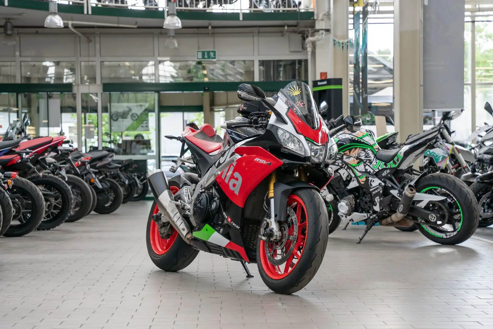 Aprilia RSV4 RR, 1.Hand, unfallfrei Rojo - 2