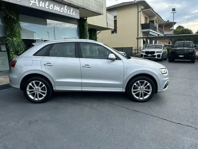 Audi Q3 view 2