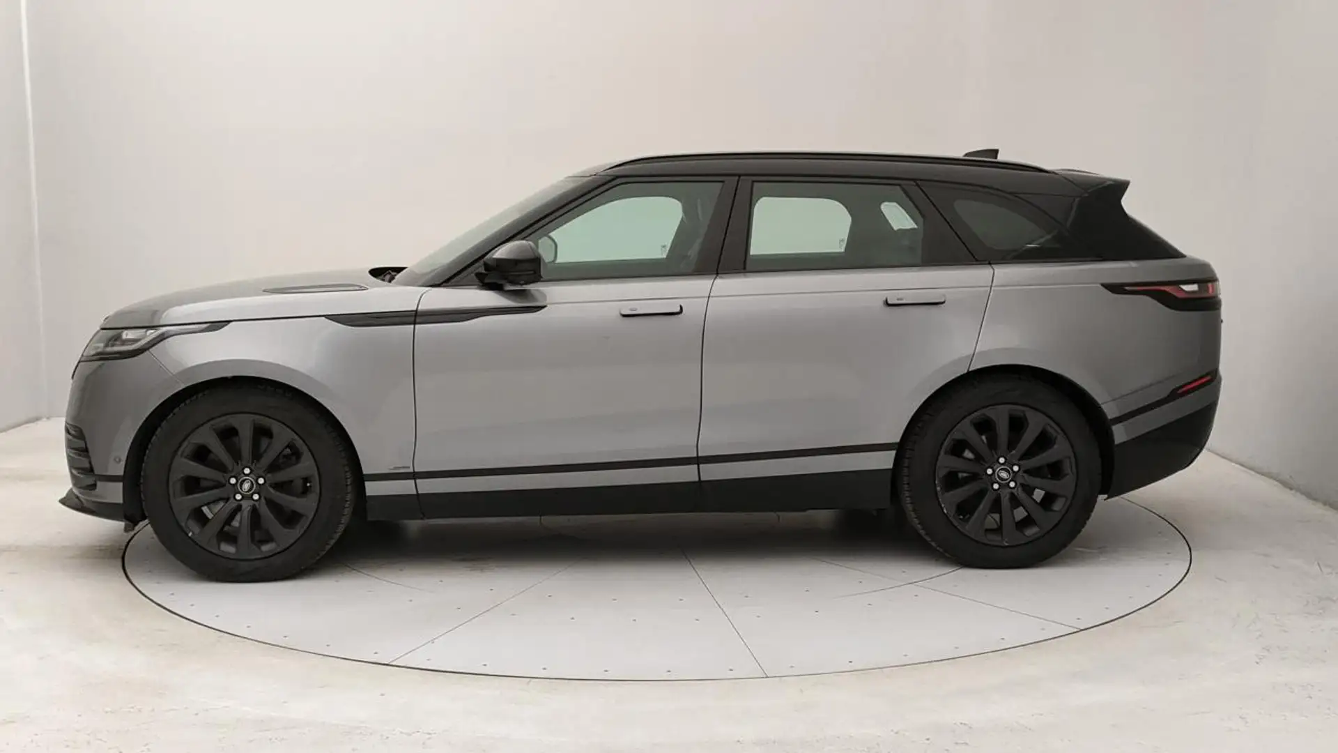 Land Rover Range Rover Velar 3.0d i6 mhev R-Dynamic SE 4wd 300cv auto Grigio - 2