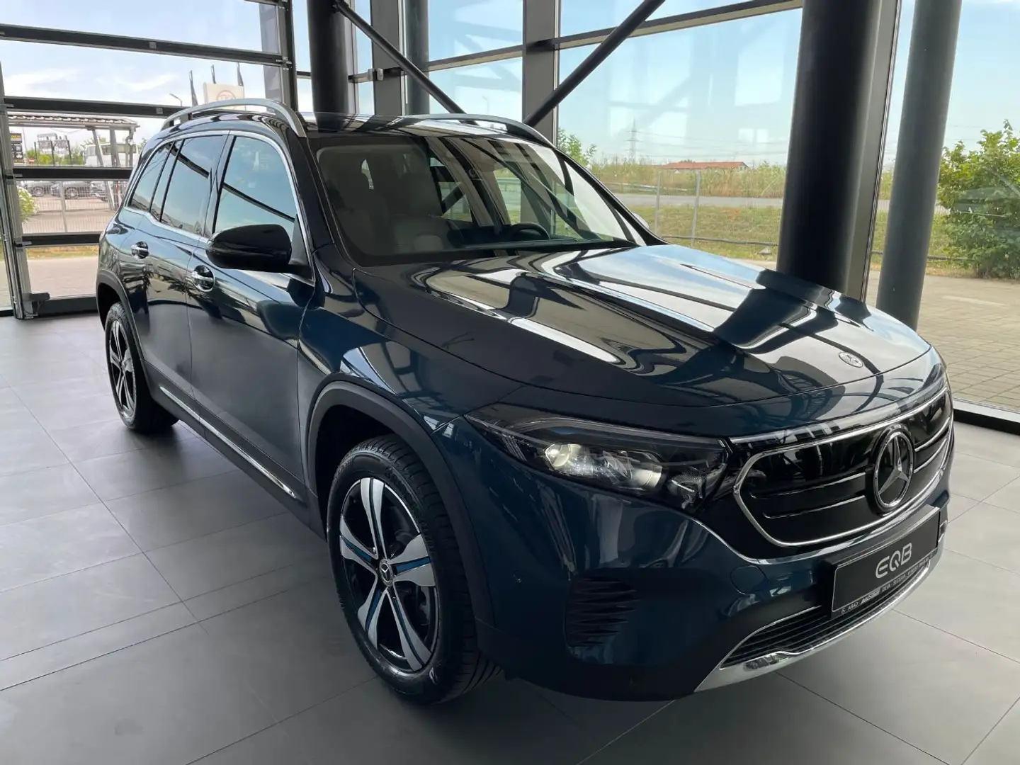 Mercedes-Benz EQB 300 4Matic Electric Art +MBUX+THERMOTRONIC Azul - 2