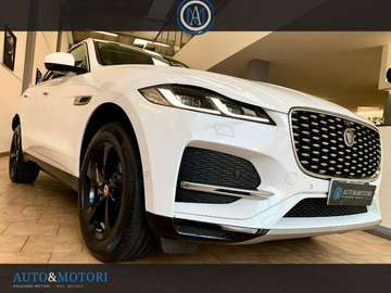 F-Pace 2.0d i4 mhev R-Dynamic SE awd 204cv auto