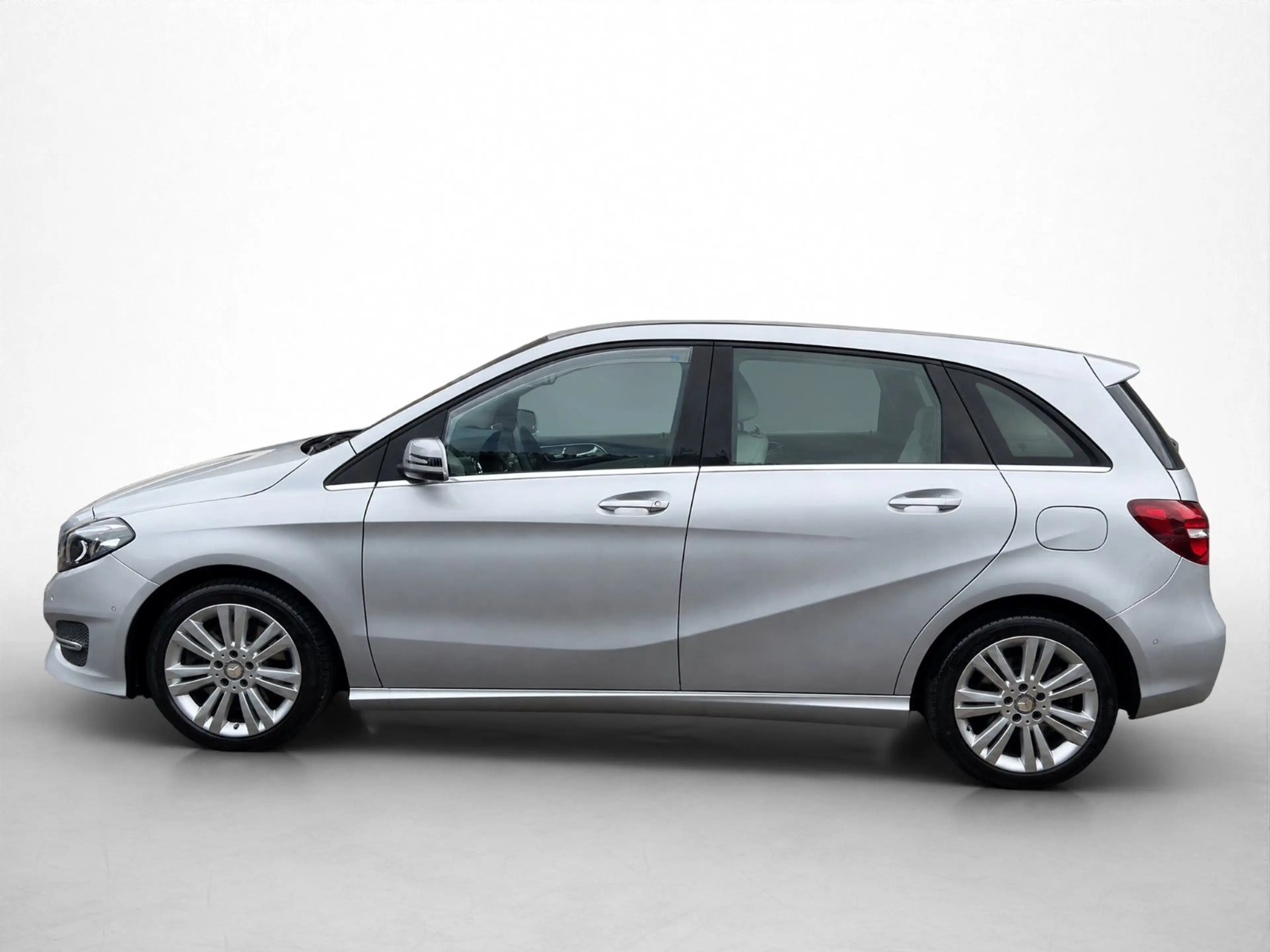 Mercedes-Benz B 250 2.0 CGI Style*Rückfahrkamera/Sitz-Hz/Navi* — photo 8