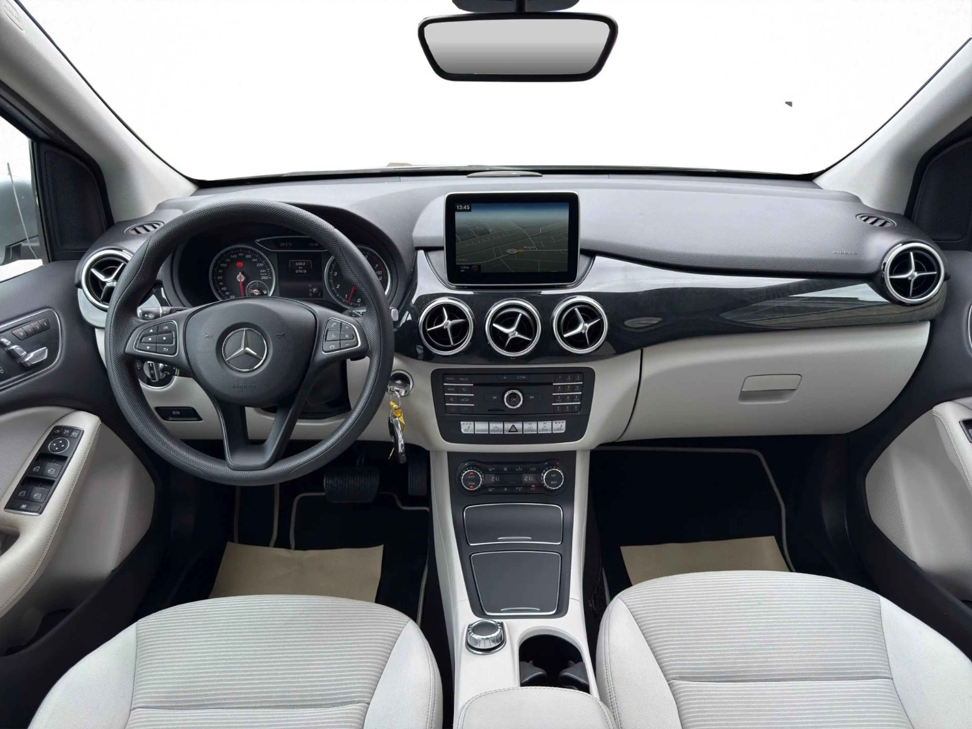 Mercedes-Benz B 250 2.0 CGI Style*Rückfahrkamera/Sitz-Hz/Navi* — photo 10