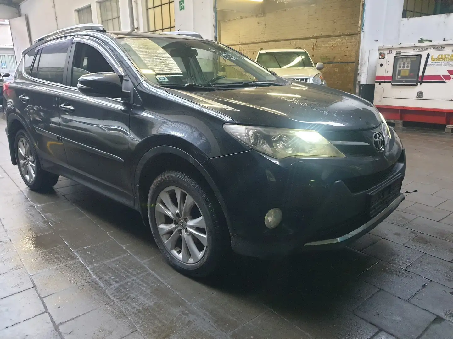 Toyota RAV 4 RAV4 2.2 D-4D DCAT 4x4 Lounge Noir - 2