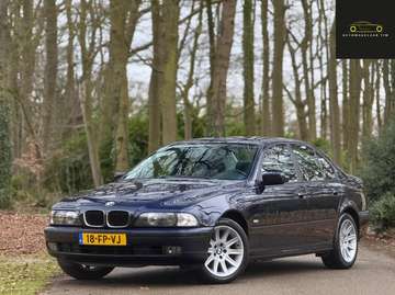 5-serie 520i Executive / Orig.NL / 2e Eig. / Young