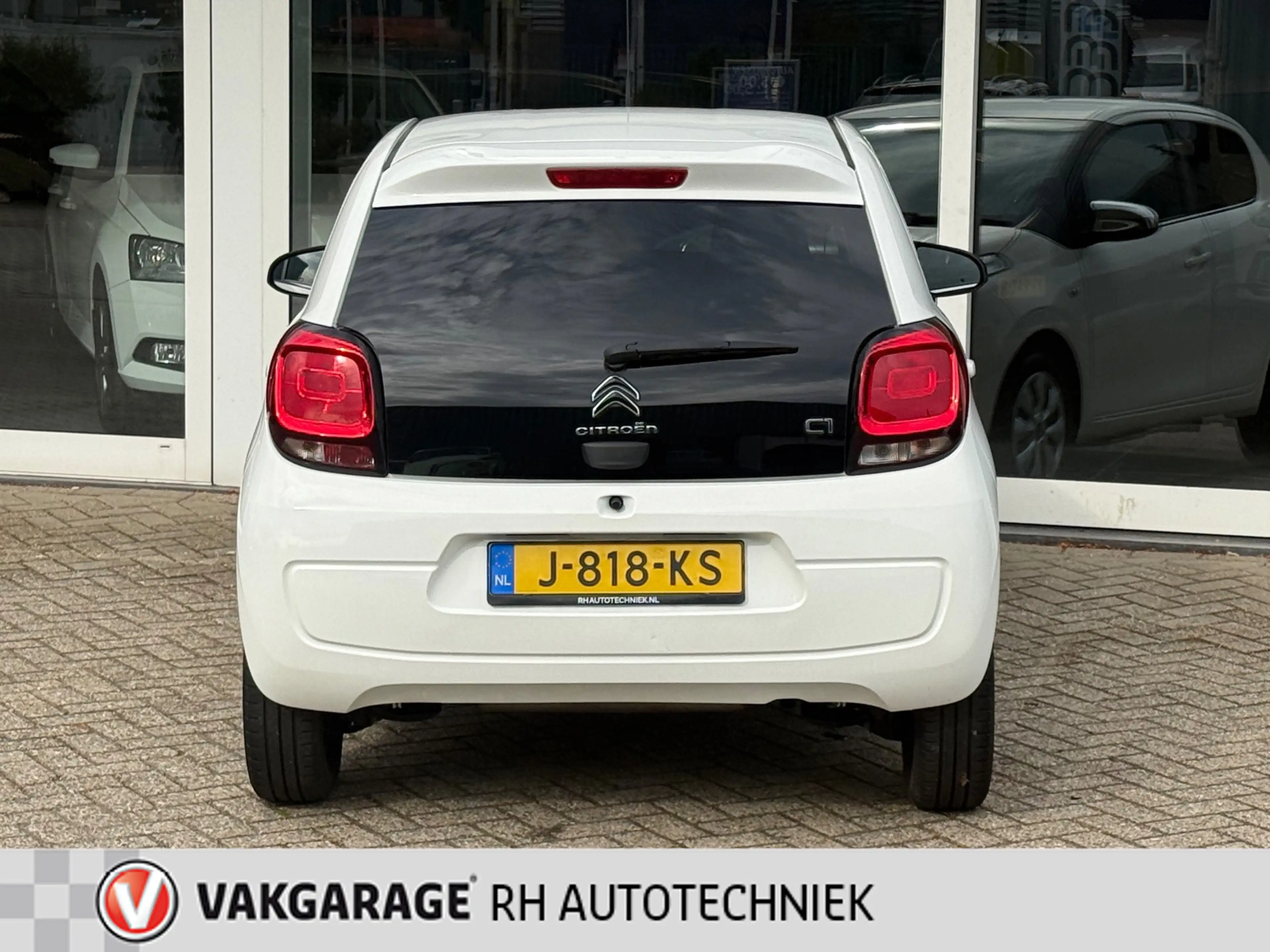 Citroen C1 1.0 VTi Feel — photo 6