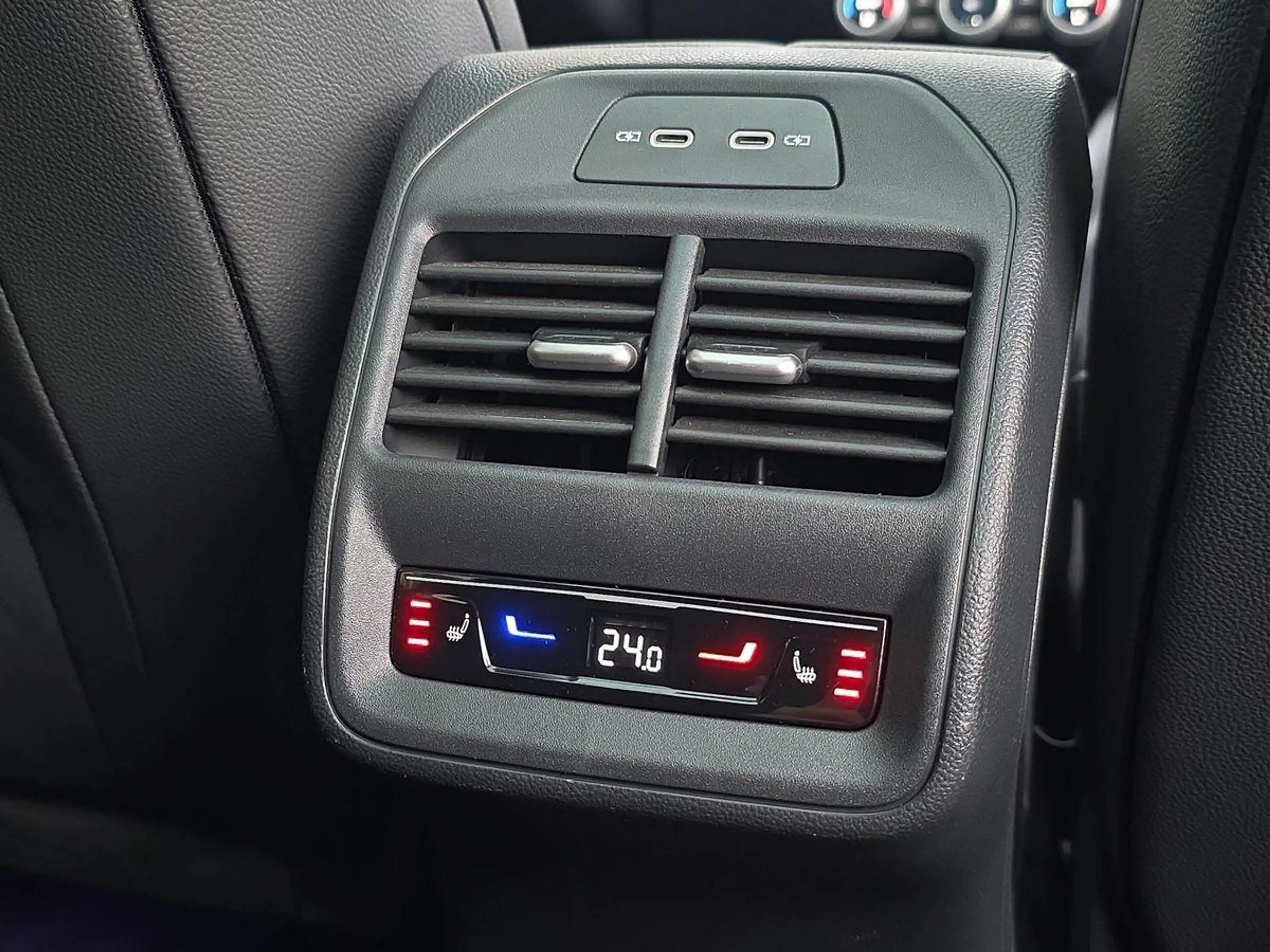Skoda Superb TDI L&K STANDHZ PANO SITZBLF LEDER 360° ACC — photo 12