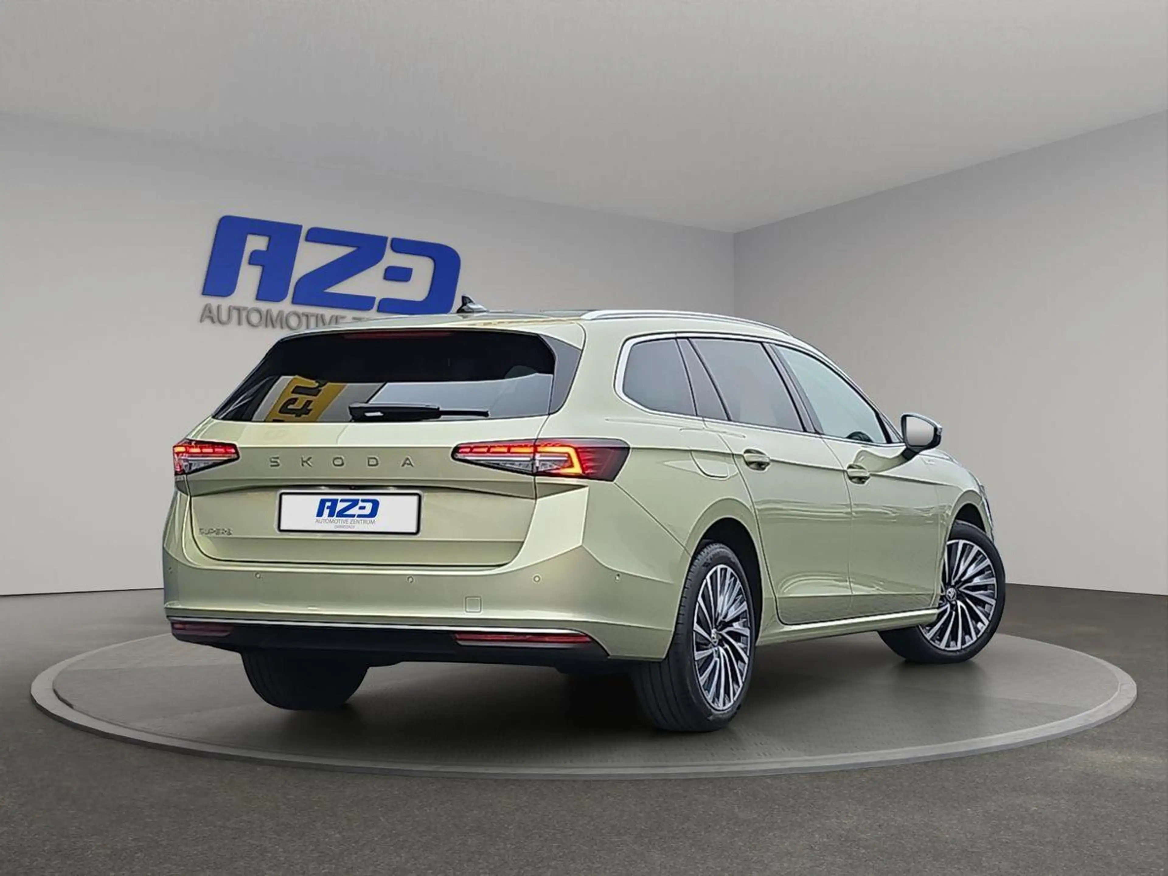Skoda Superb TDI L&K STANDHZ PANO SITZBLF LEDER 360° ACC — photo 4