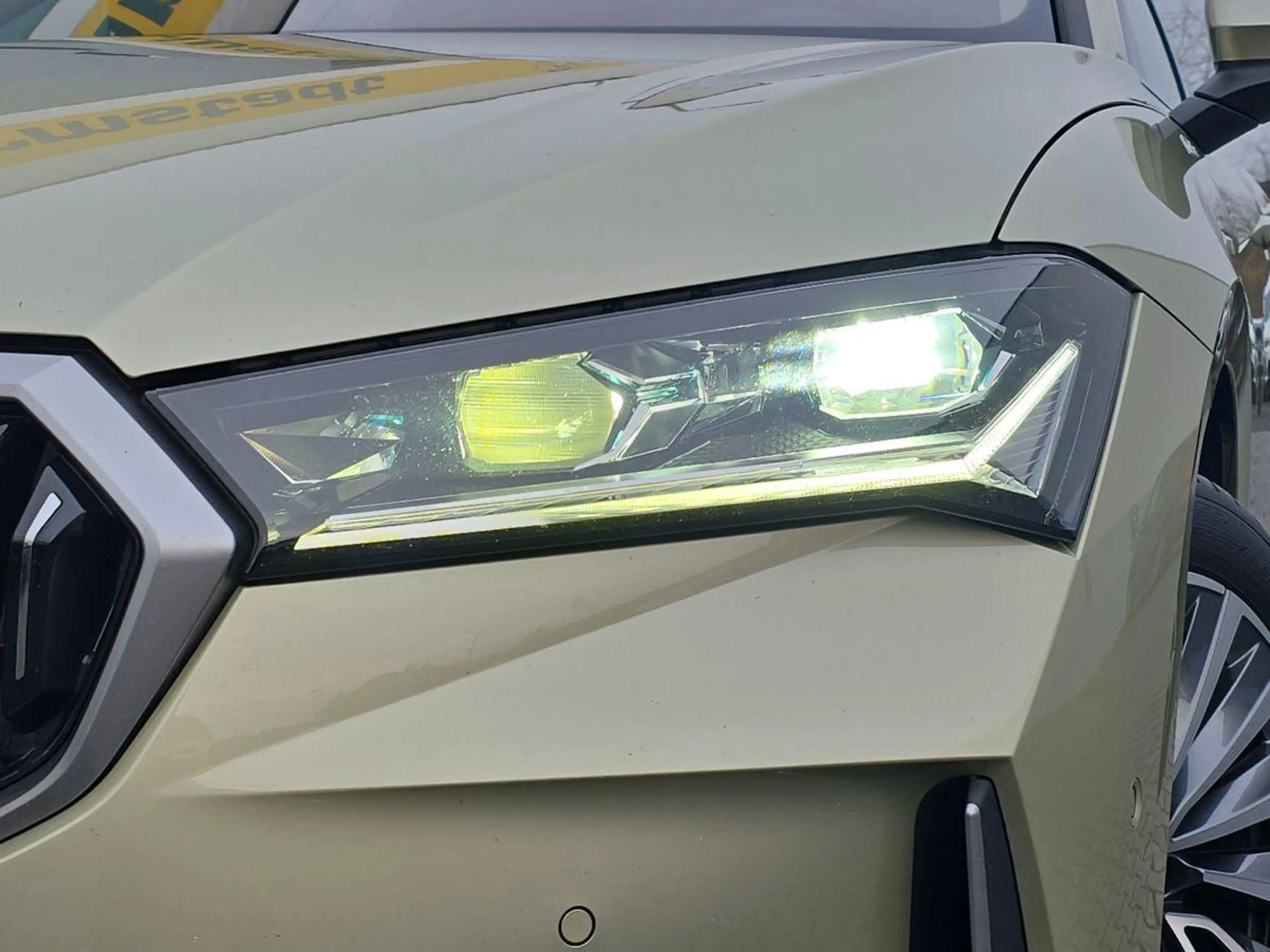 Skoda Superb TDI L&K STANDHZ PANO SITZBLF LEDER 360° ACC — photo 5