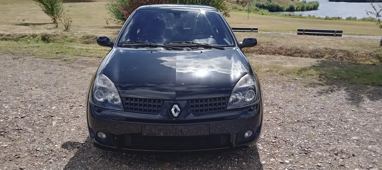 Renault Clio 2.0i 16v Sport, foto 1
