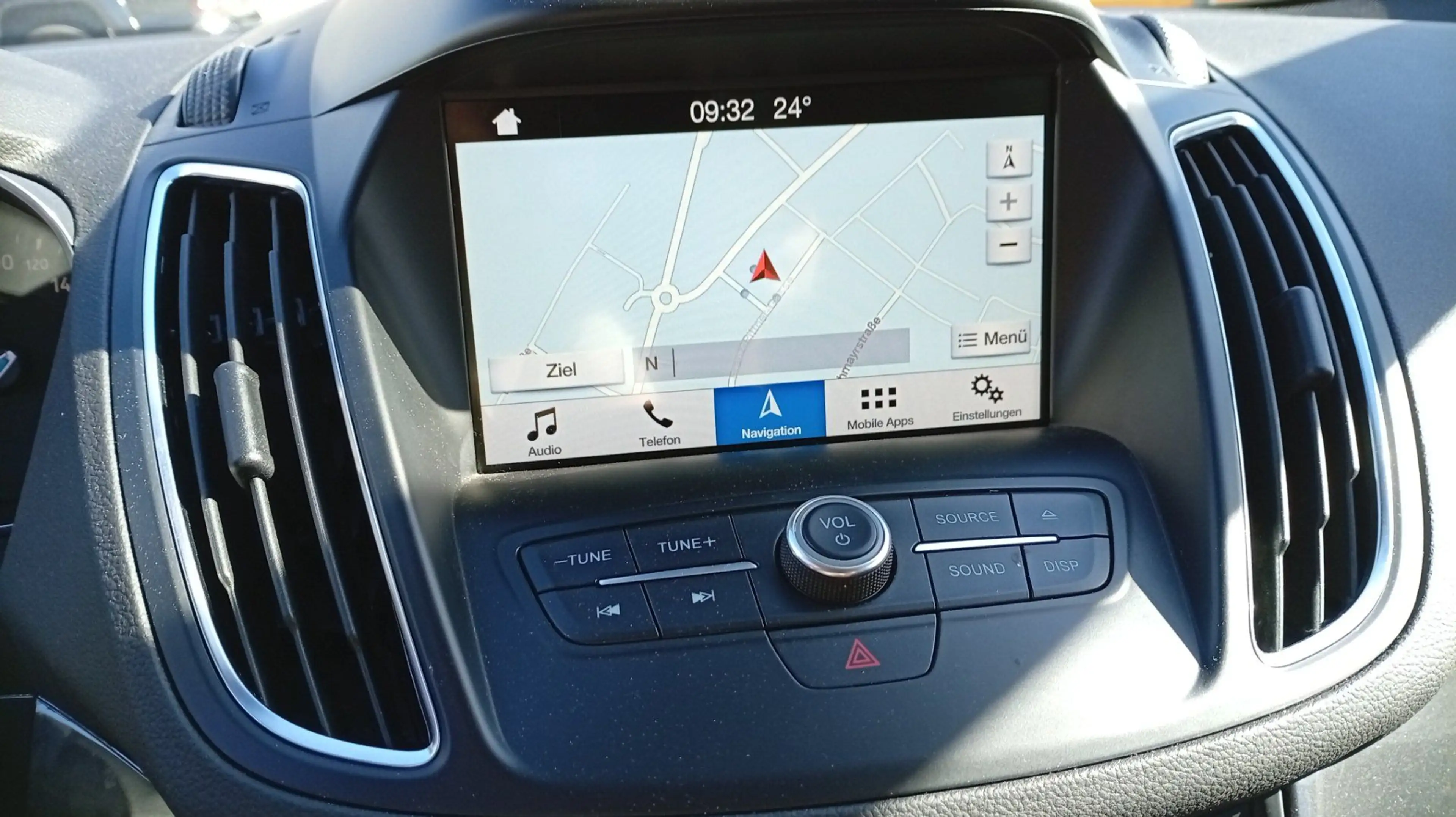 Ford C-Max 1.0 EcoBoost — photo 7