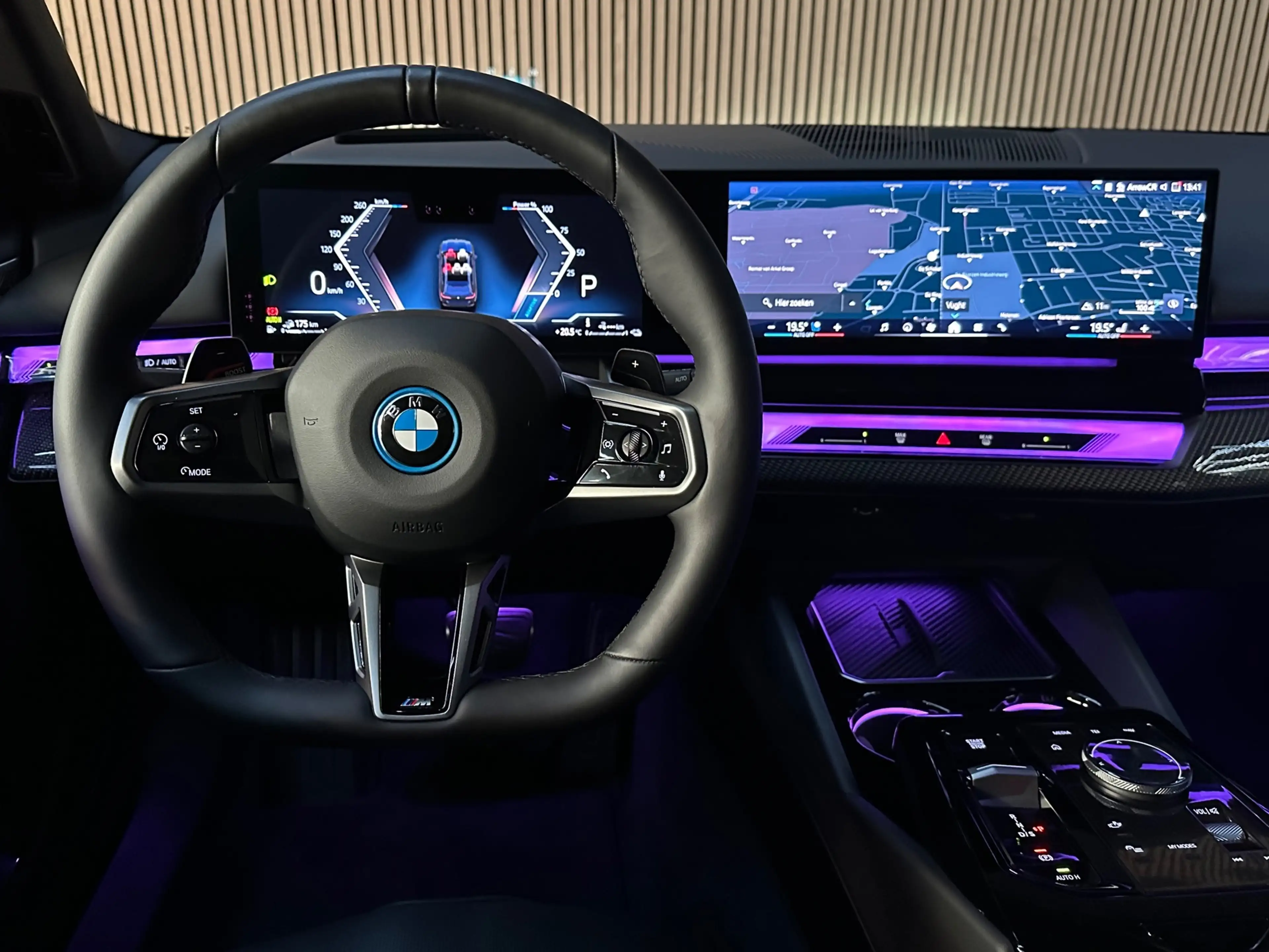 BMW 550 5-serie Touring 550e xDrive 489PK M SPort Pro - Pa — photo 9
