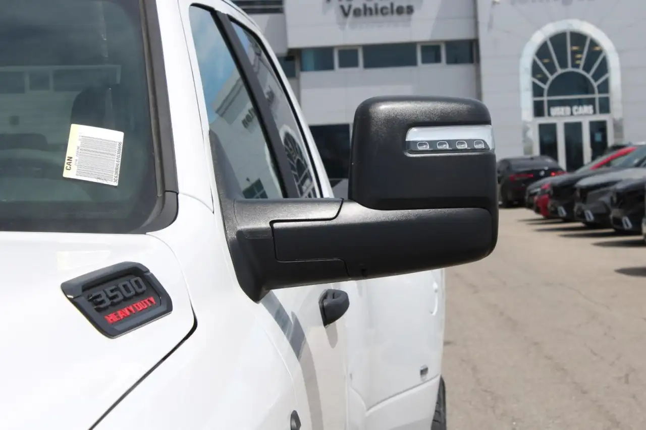 RAM 3500 снимка RAM 3500