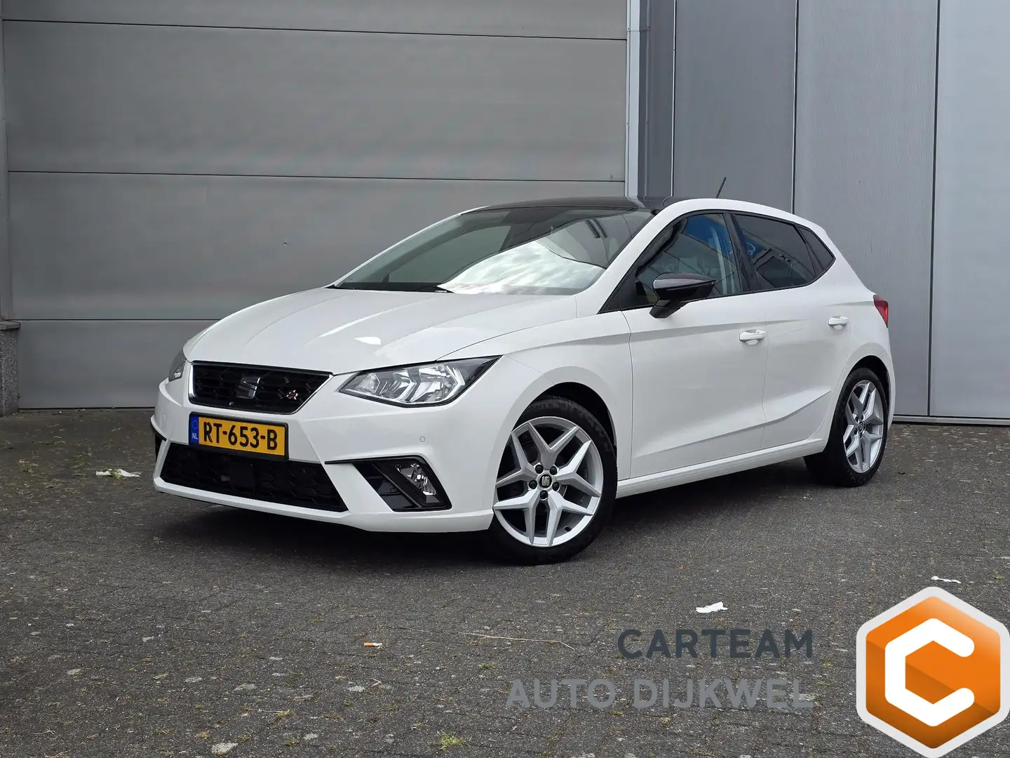 SEAT Ibiza 1.0 TSI FR Business Intense Panodak Wit - 1