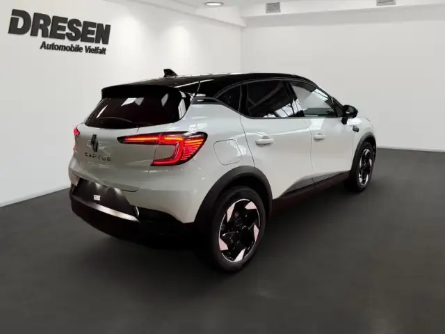 Renault Captur view 3