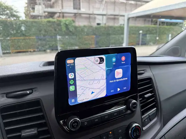 Ford Transit Custom view 18