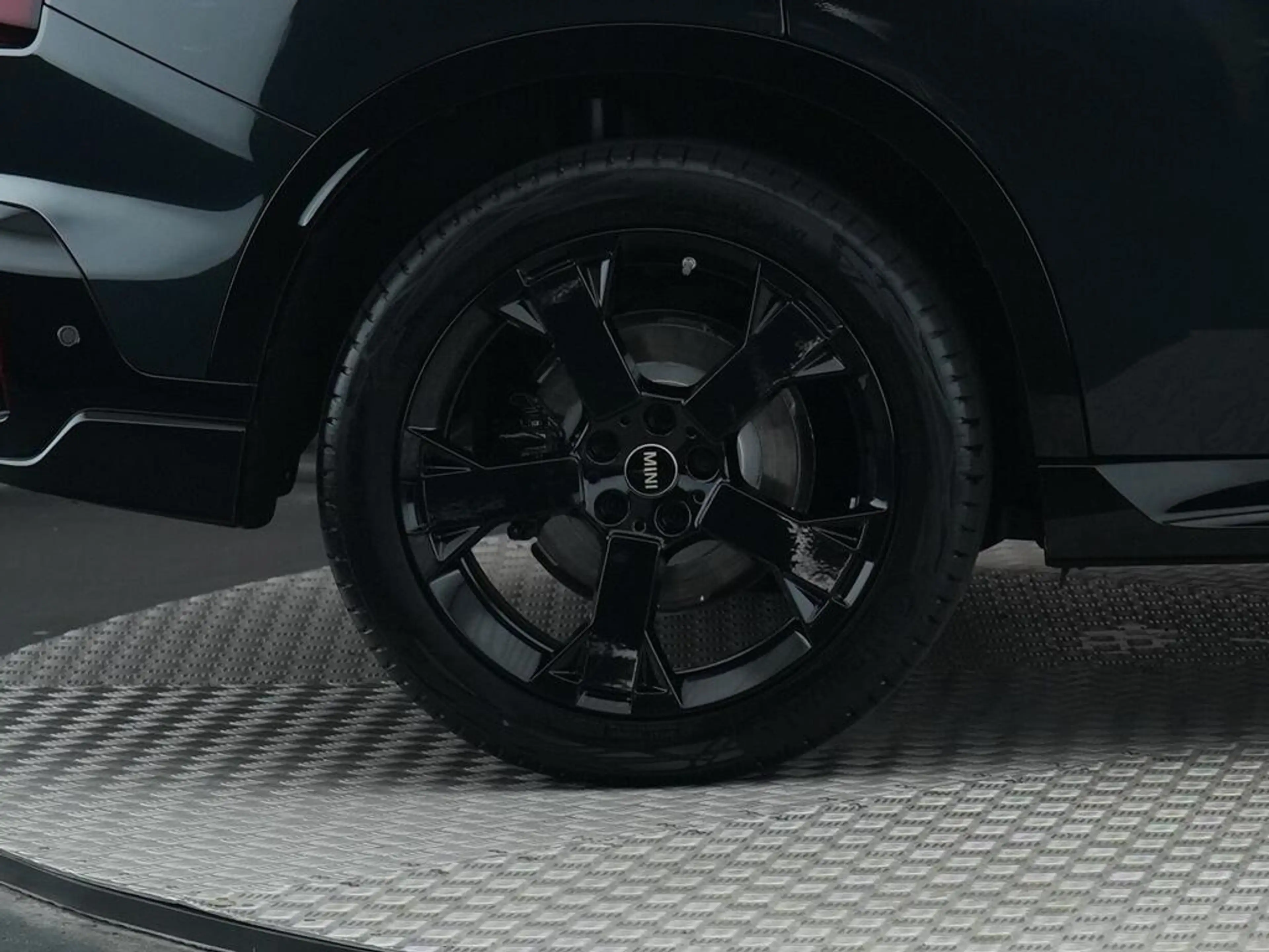 MINI John Cooper Works Countryman 1.5 C XL — photo 14