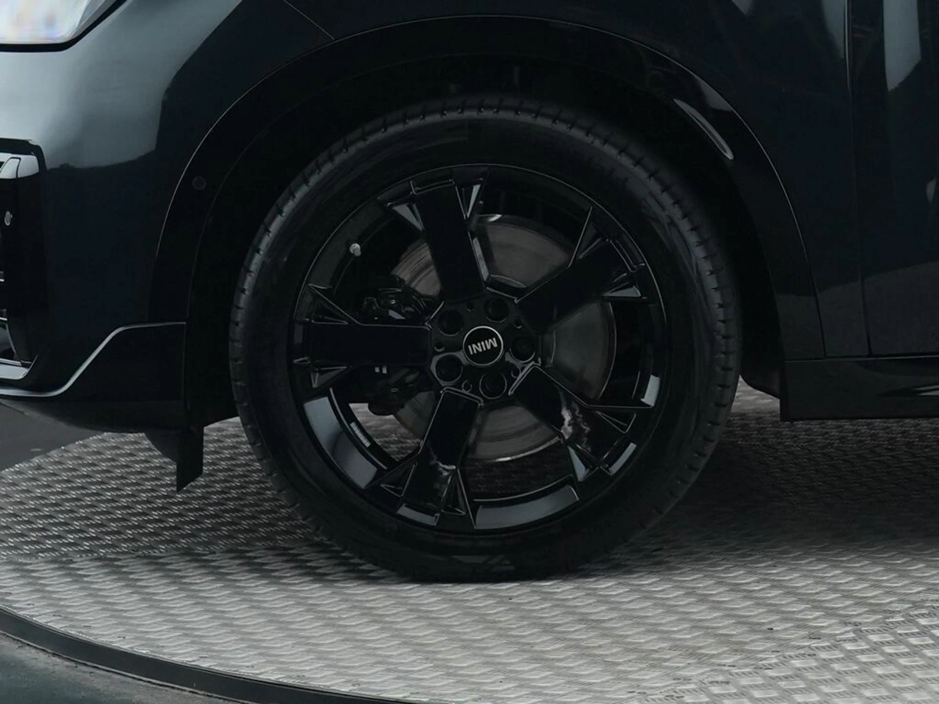 MINI John Cooper Works Countryman 1.5 C XL — photo 15