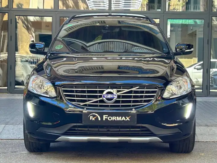 Volvo XC60 D3 Momentum 2017, foto 9