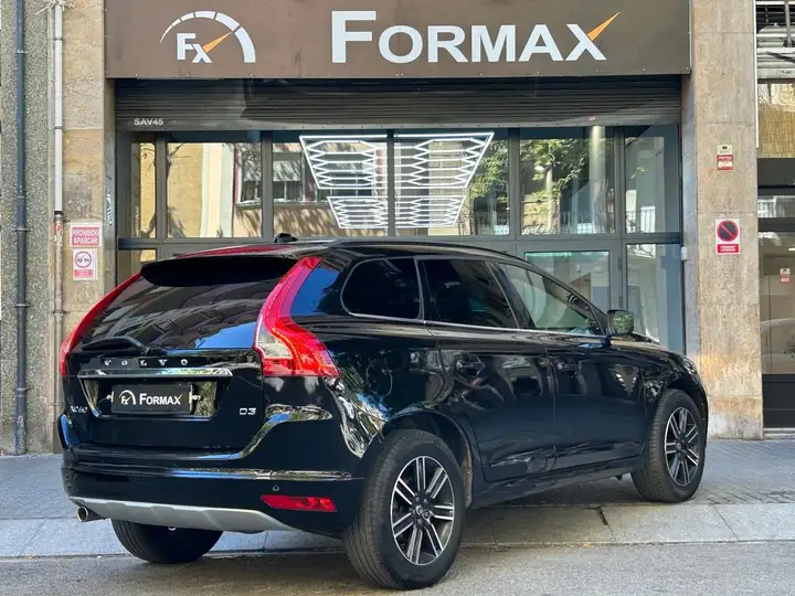 Volvo XC60 D3 Momentum 2017, foto 8