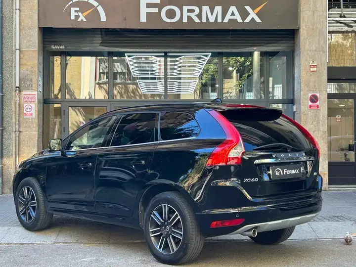 Volvo XC60 D3 Momentum 2017, foto 7