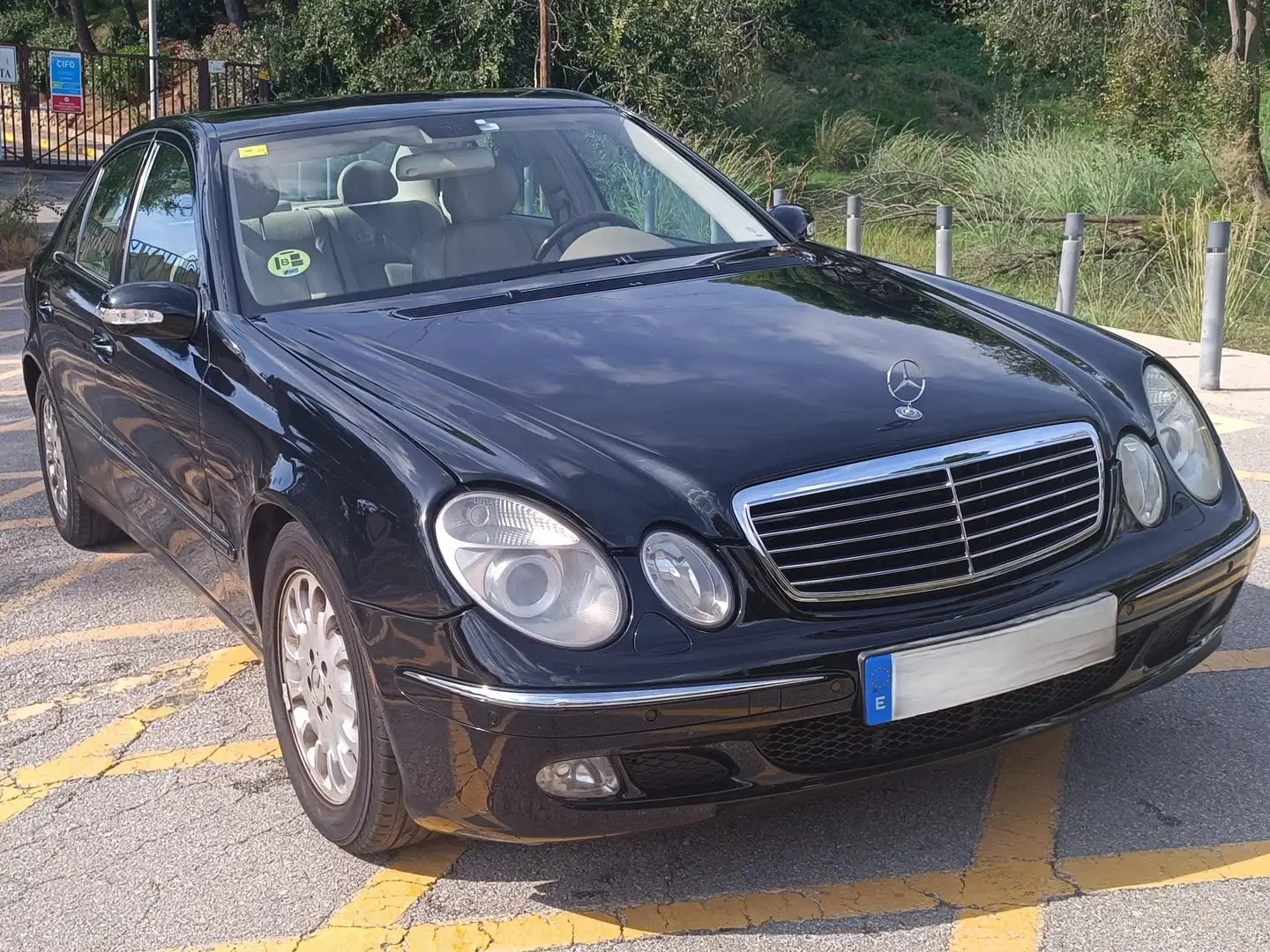 Mercedes-Benz E 240 E 240 Negro - 2