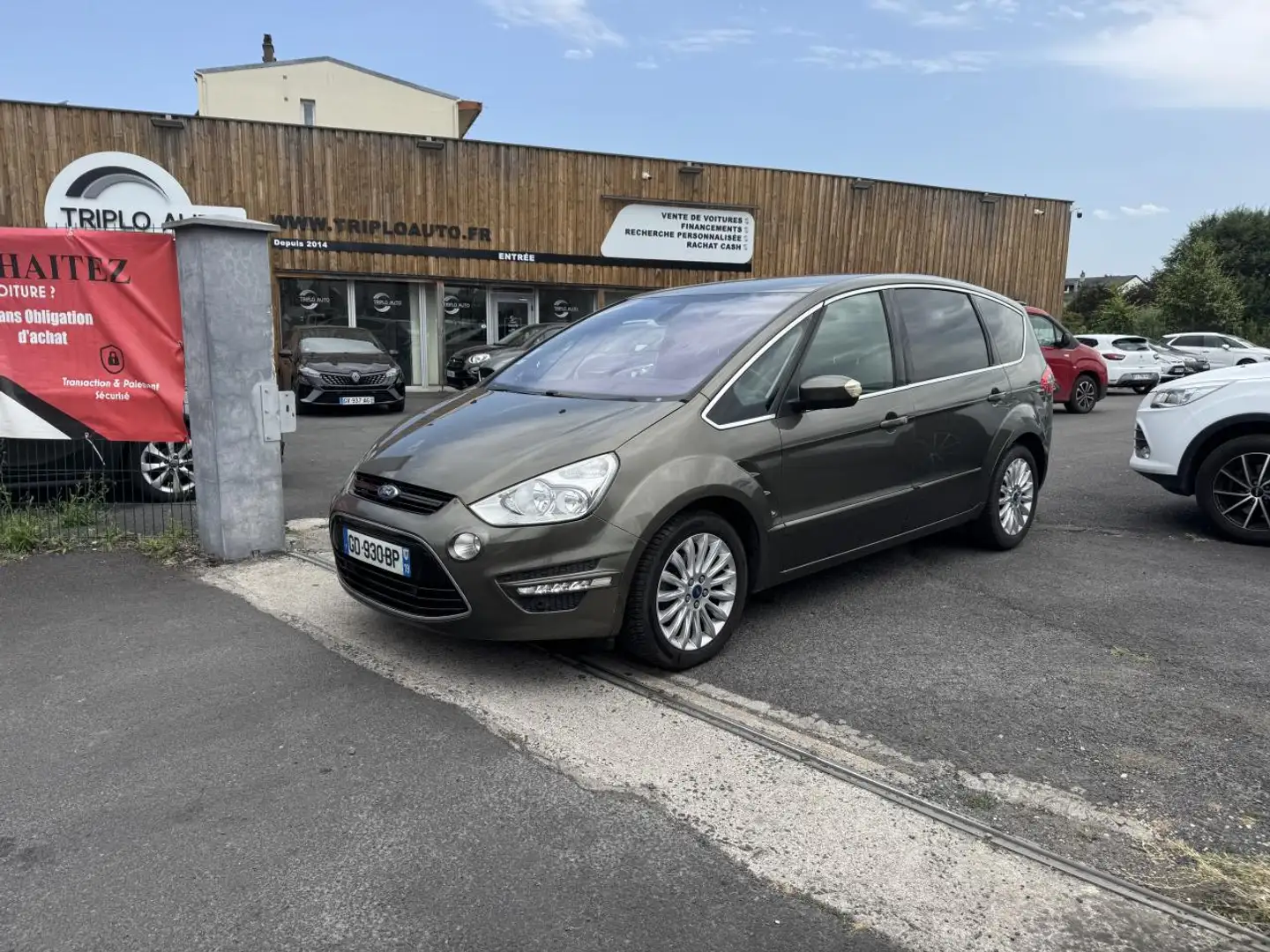 Ford S-Max 2.0 TDCi FAP - 140 Titanium Gps + Clim + Attelage - 1