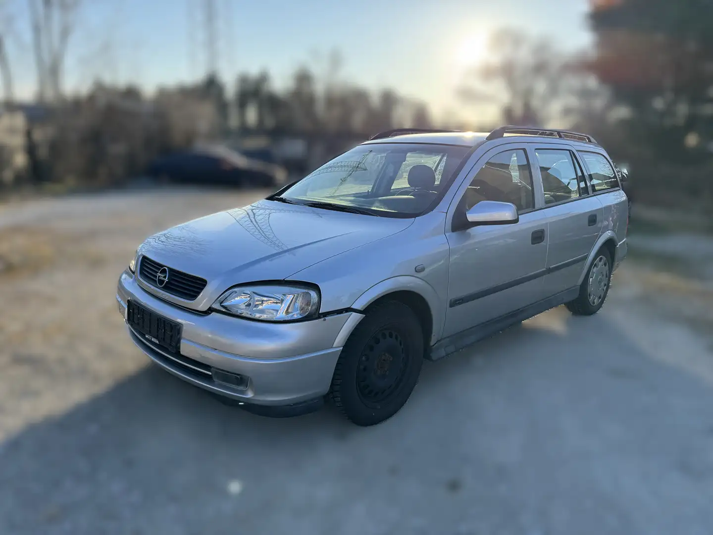 Opel Astra Automatik*AHK*KLIMA*VOLL FAHRBEREIT*KEIN TÜV! Silber - 1