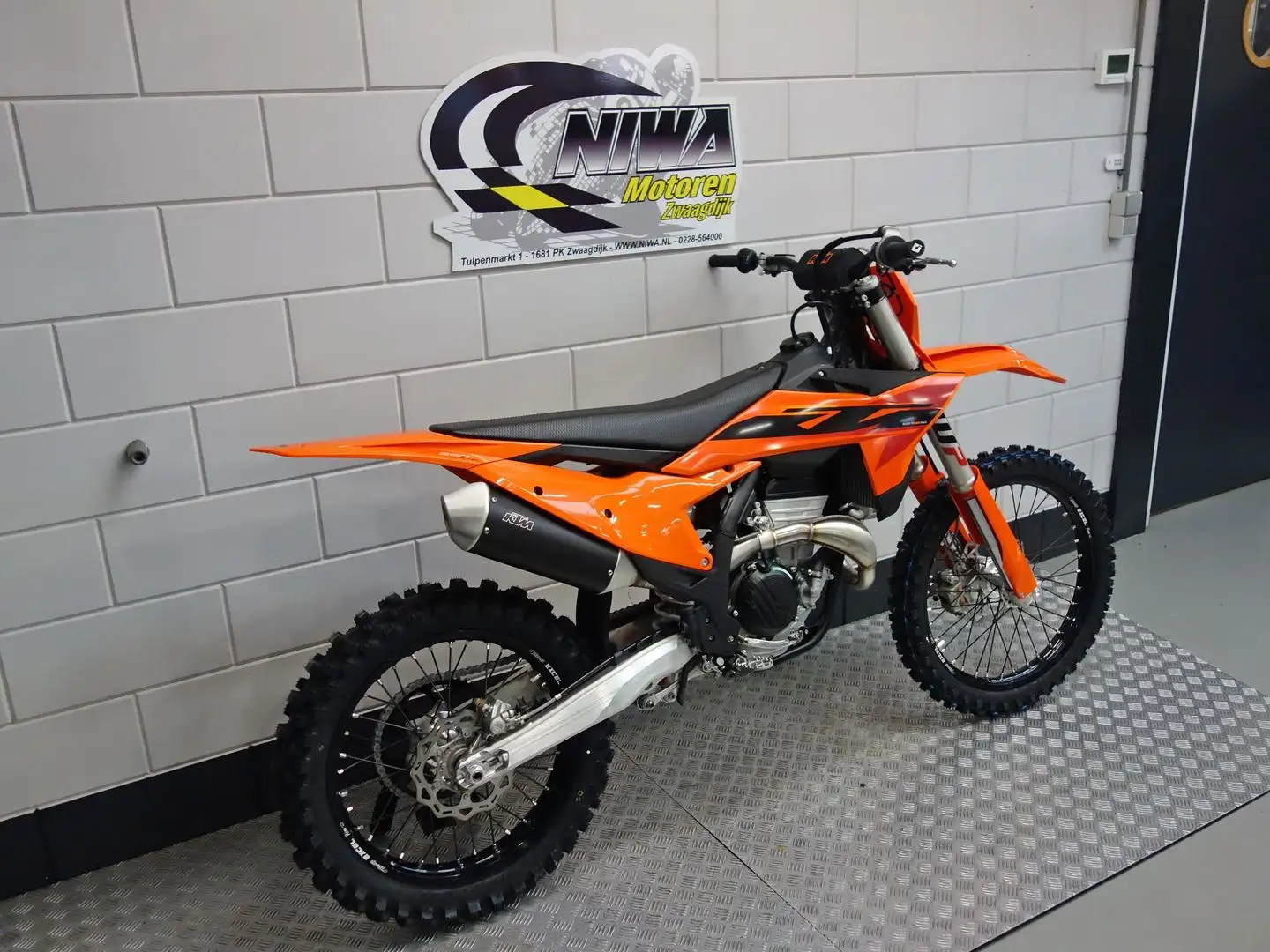 KTM 350 SX F Orange - 2