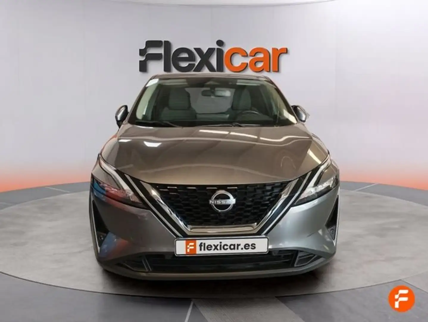 Nissan Qashqai DIG-T 103kW (140CV) mHEV 4x2 Tekna Gris - 2