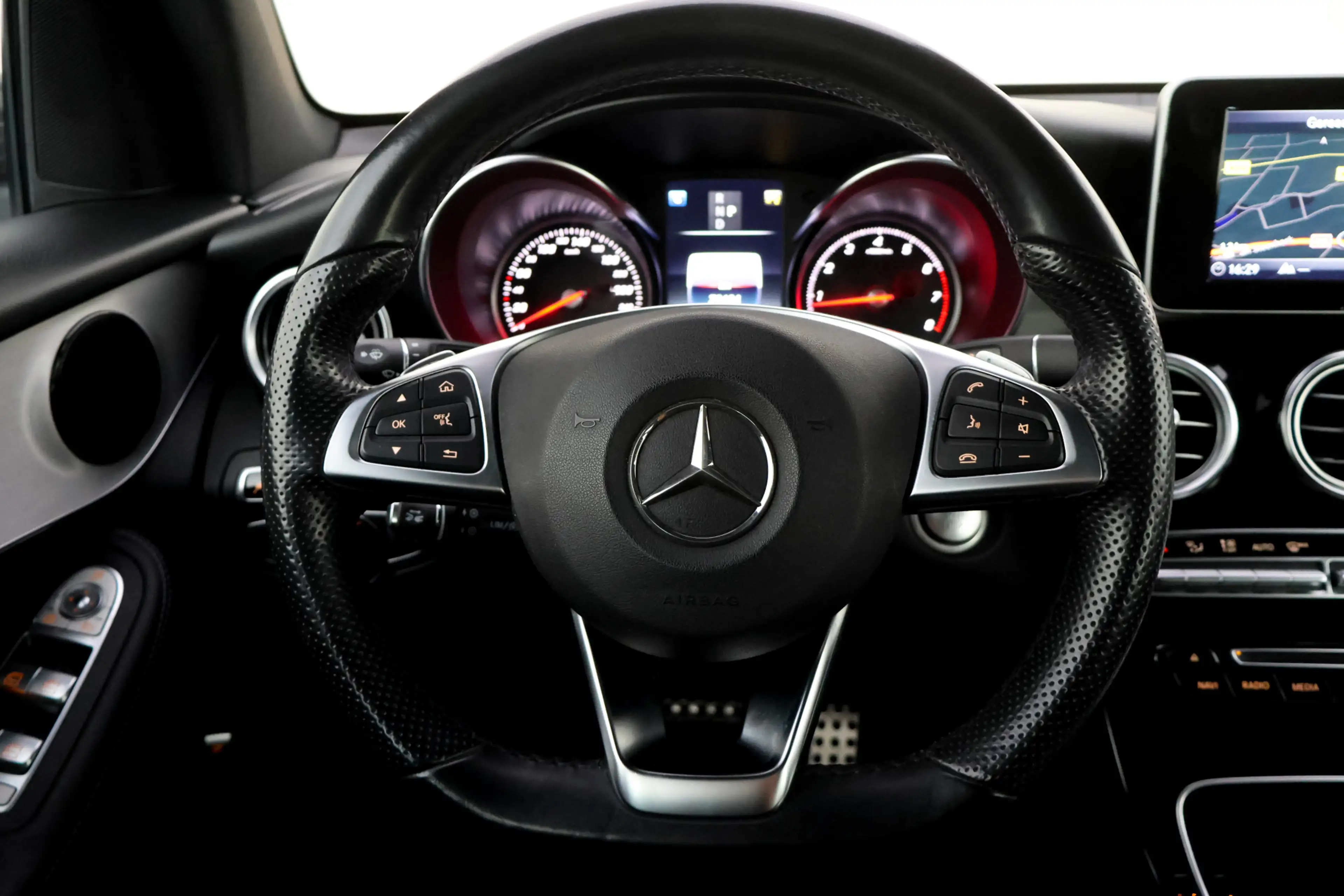 Mercedes-Benz GLC 250 4MATIC DISTRONIC | 360 CAM | NAVI | BLINDSPOT | EL — photo 16
