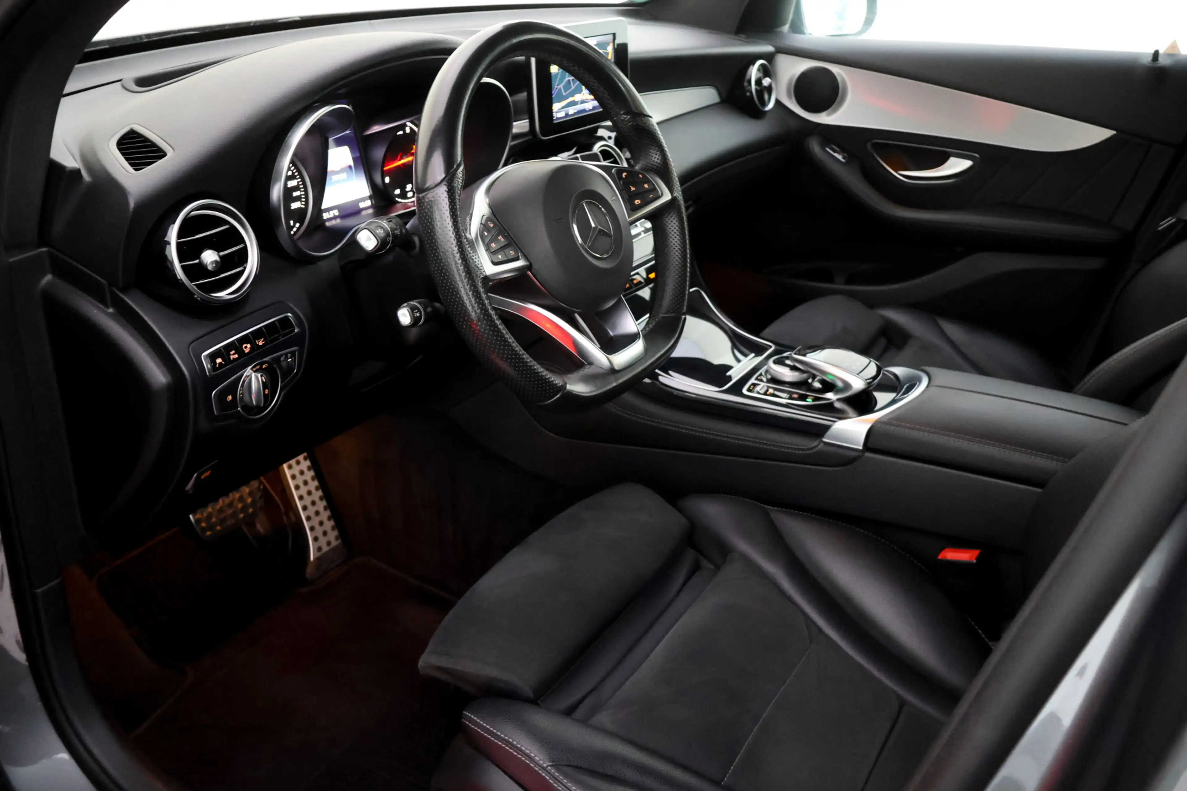 Mercedes-Benz GLC 250 4MATIC DISTRONIC | 360 CAM | NAVI | BLINDSPOT | EL — photo 14