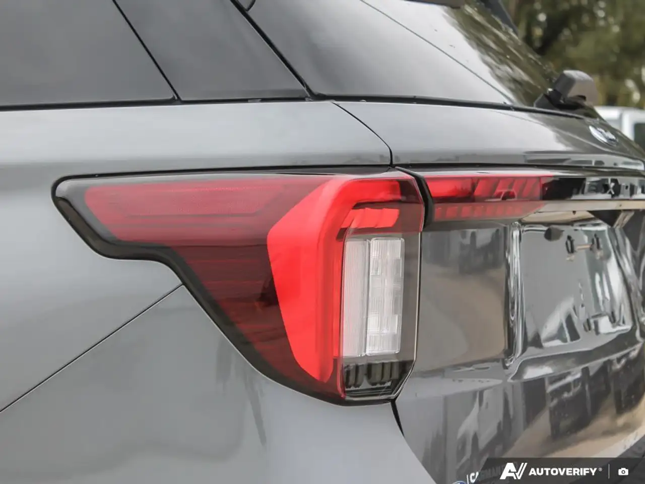 Ford Explorer снимка Ford Explorer