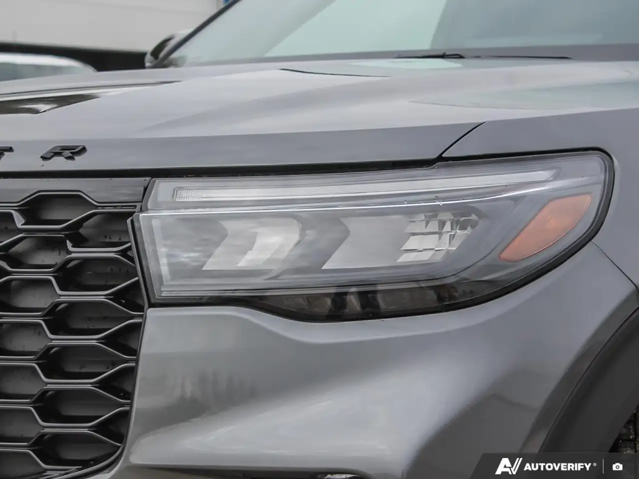 Ford Explorer снимка Ford Explorer
