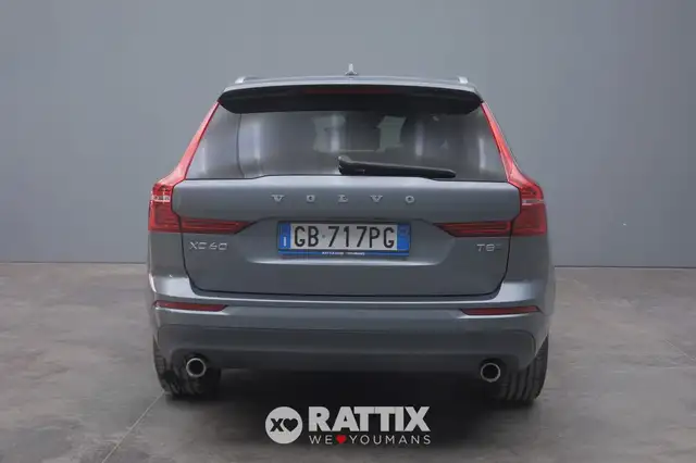 Volvo XC60 view 6