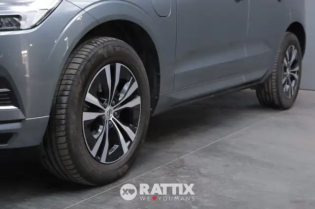 Volvo XC60 view 4
