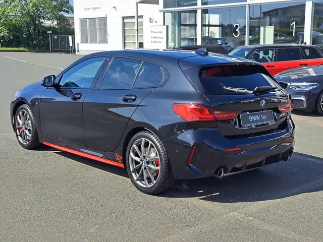BMW 1 Series view 5