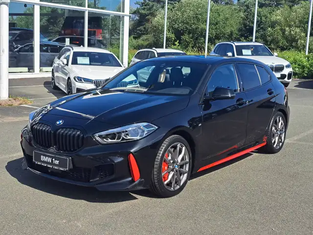 BMW 1 Series view 2